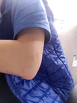 Chat XXX ao vivo de yurii_magic