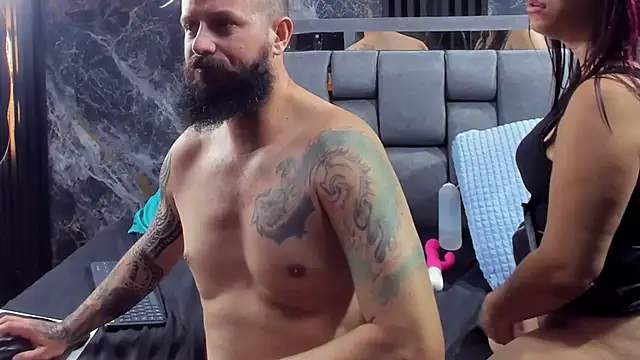 Couple_Gold69 live XXX chat