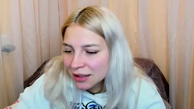 Онлайн чат XXX FoxyKathryn