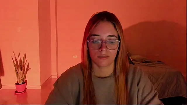 atenas_05_ Chat XXX in diretta