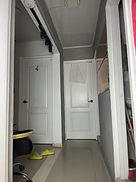 Chatroom XXX en direct de Katti_Barrera