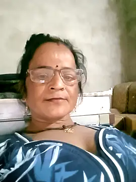 Онлайн чат XXX kiiuu_sexe