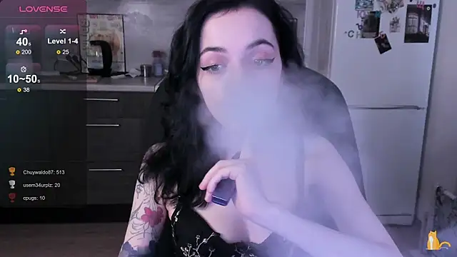 linaa__tyaan Chat XXX live