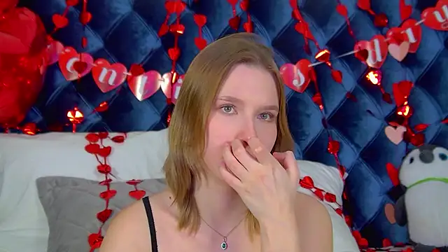 LiliLinn 现场XXX聊天