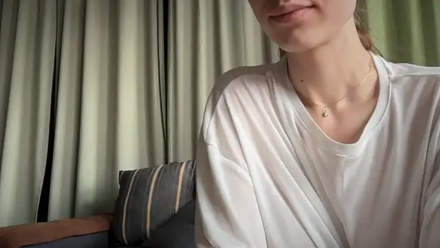 solar_bella Live XXX Chat