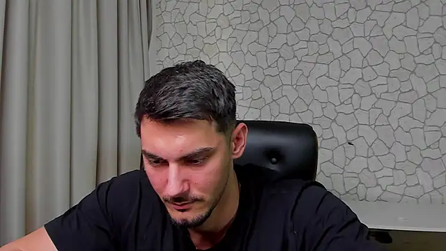 Chat +18 de ClintMasters ao vivo