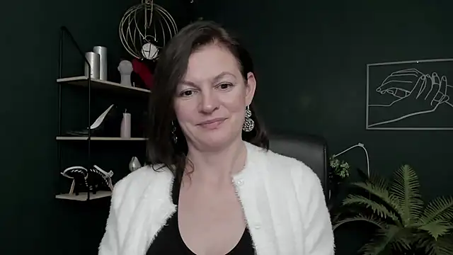 VivianWILD Chat XXX in diretta