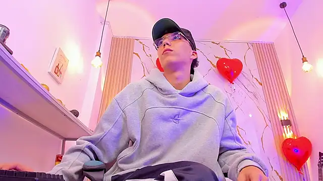 Nikolay_Gregori Live XXX-Chat