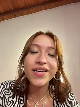 Alison_Ivanova: απευθείας συνομιλία ΧΧΧ