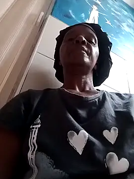 Chat +18 de 01Wetlips ao vivo