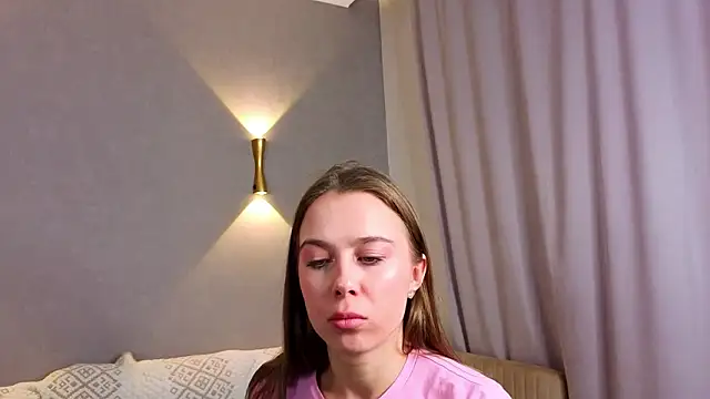 SiuAustillのライブXXXチャット