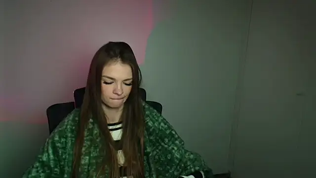 Show modela Lina_Loveuu na web-kameri