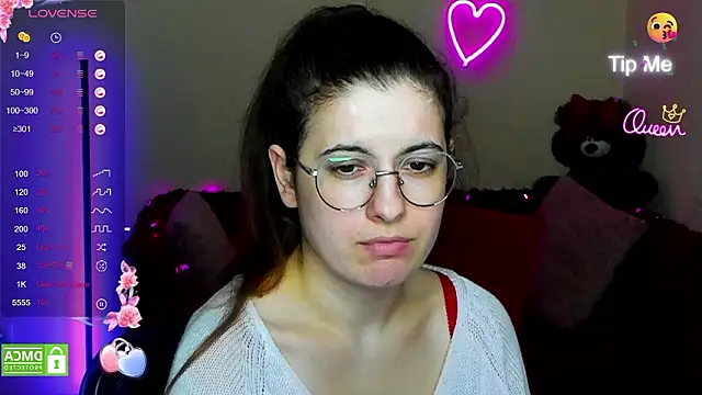 Chat XXX ao vivo de Aminabeatris