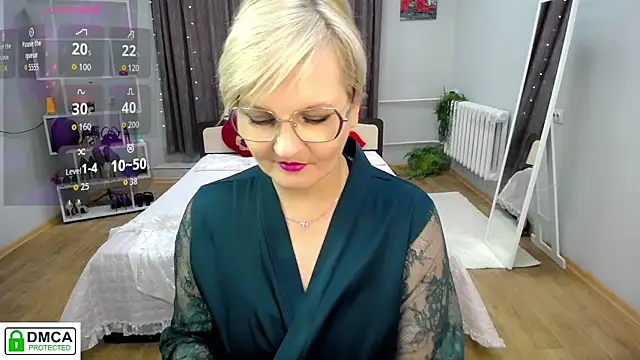 BlondeBrilliant7: απευθείας συνομιλία ΧΧΧ