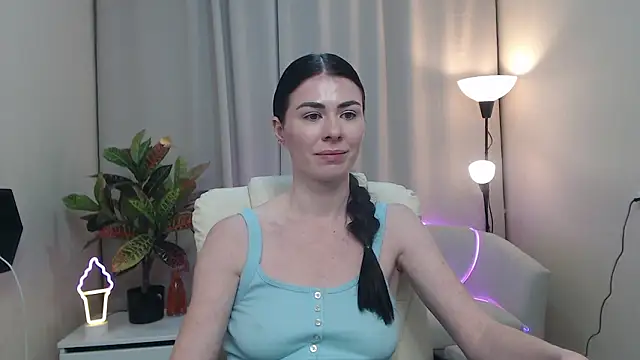 MilaSecret55: απευθείας συνομιλία ΧΧΧ