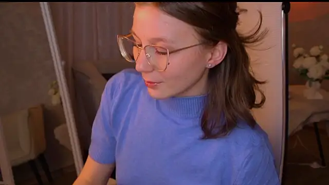 ElliFrankenweenie: онлайн-секс-чат