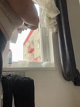 LanaSofttのライブXXXチャット