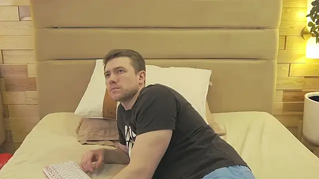 EthanPinkman 라이브 XXX 채팅