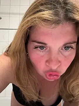 Lombada Live XXX-Chat