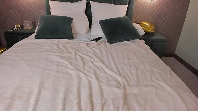 Chloee_White Pertunjukan Webcam