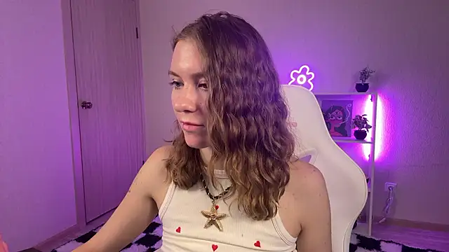 KellySunnのライブXXXチャット