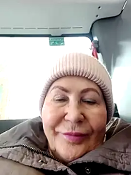 Živý XXX chat Hottie-Mom