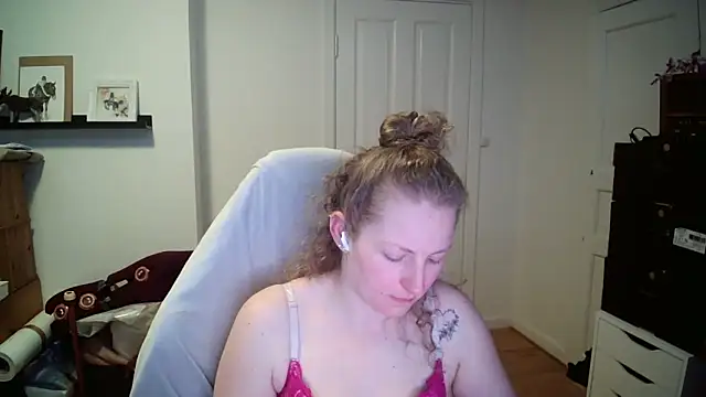 Živý XXX chat Girlnina-1995