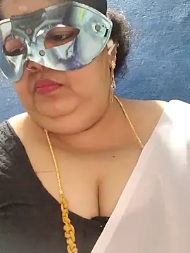 tamilthanushri Webcam show