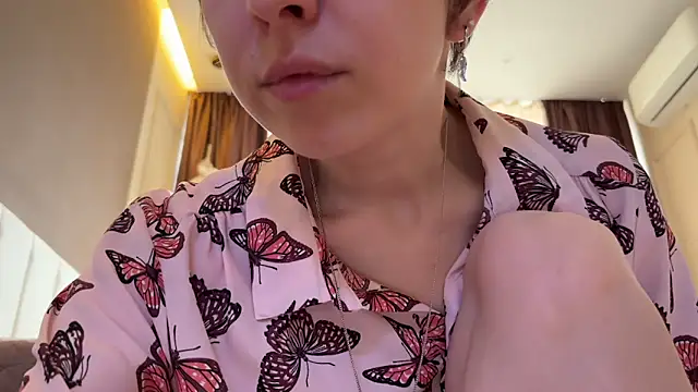 Онлайн чат XXX daniellia_