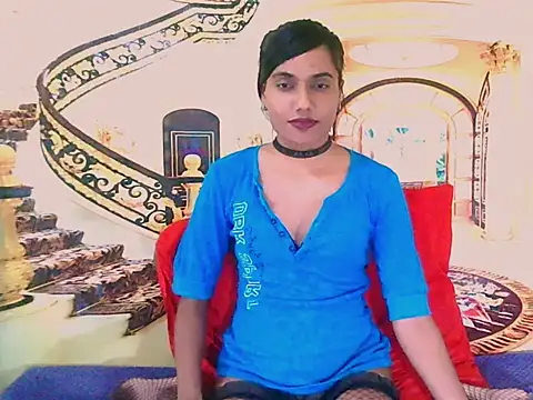 IndianSkies Adlı Modelin Canlı XXX Sohbeti