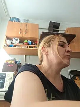 XXX chat uživo modela Malichkaanna30