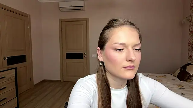 Milayouknow élő XXX-chatje