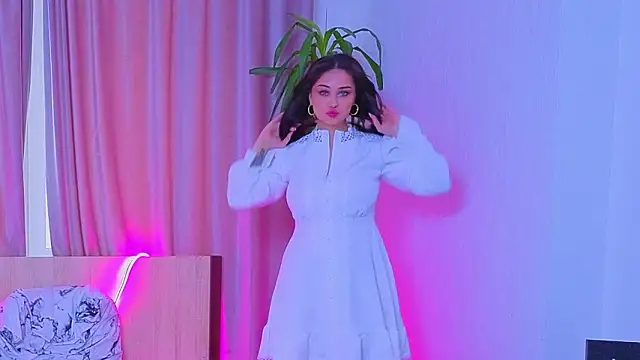 Sofia_Plump – Naživo XXX chat