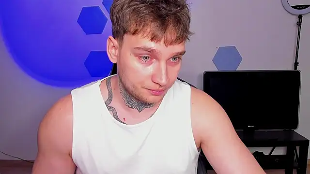 Chris_Tysonのウェブカメラショー