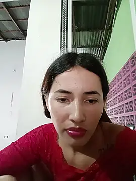 -Nicol's Live XXX Chat