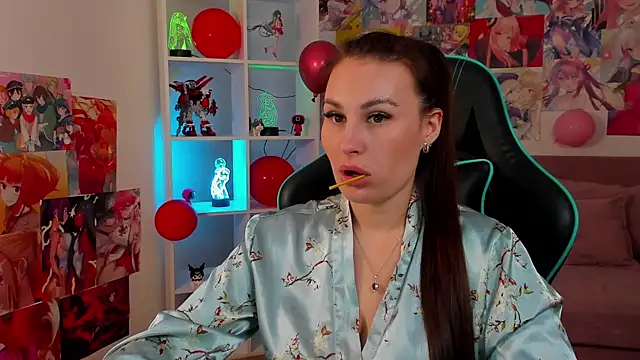 NoraFoxes' Live XXX Chat