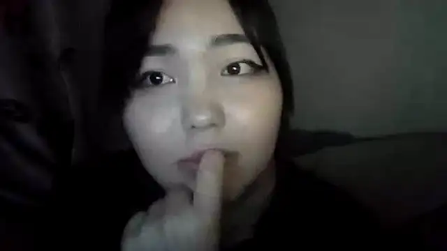 Chat +18 de MollyAsian ao vivo