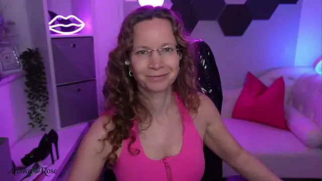 AnnikaRose Live XXX-chat