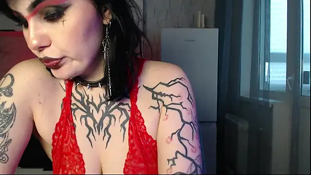 IntrigueYourDayn Live XXX chat