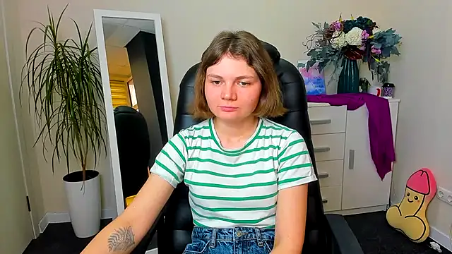 XXX chat uživo modela Stella-Maers