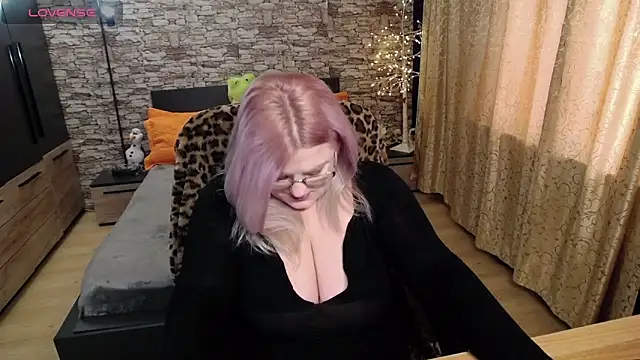 Nimphotease Live XXX-Chat