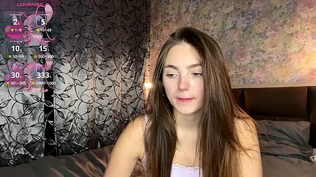 LoraDavi live XXX chat