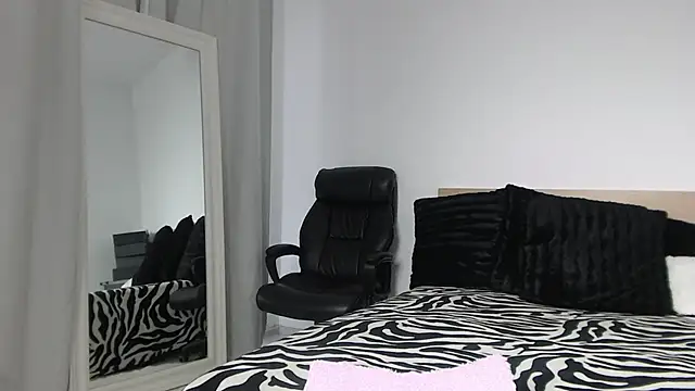 Layla23a – Live XXX-chat