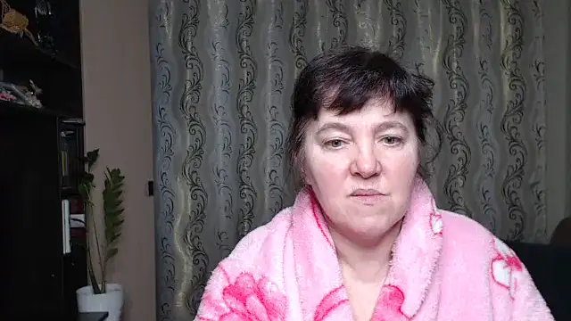 Illusionq: вебкам-шоу