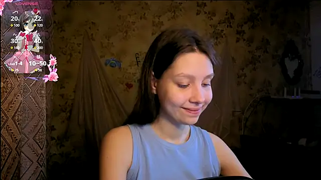 Show modela QutieDaSweet na web-kameri