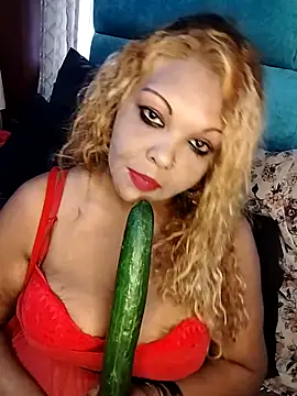 Chat XXX en directo de hemilynthomas2467