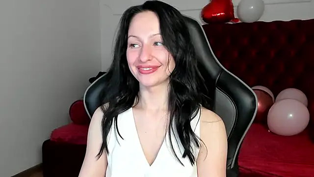 NaomiBlakesのライブXXXチャット