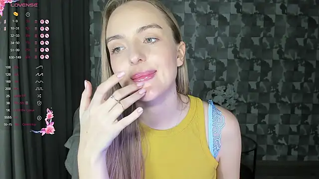 A_delina live XXX chat