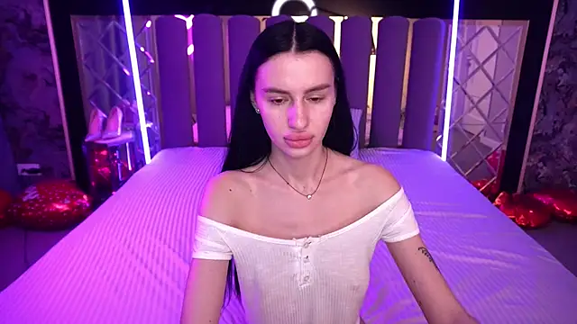 Snow_WhiteeeX's Live XXX Chat
