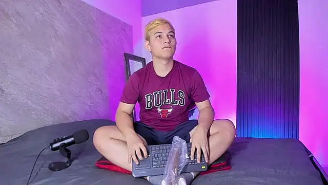 badkenn Live XXX-Chat